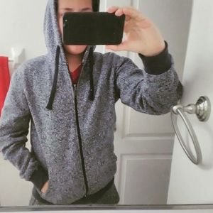 Meet your Posher, Josbel